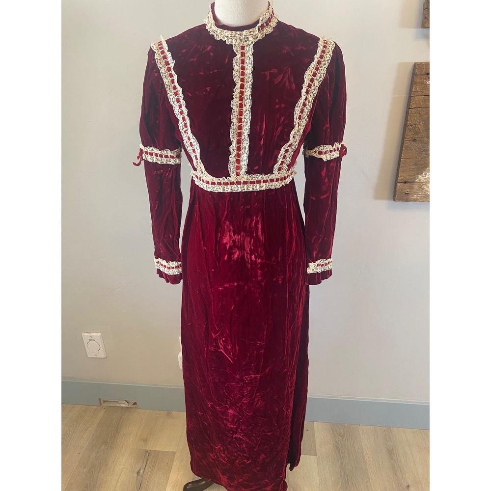 Vintage 60s 70s Red Velvet Lace Maxi Dress ILGWU Union Tag Victorian Burgundy